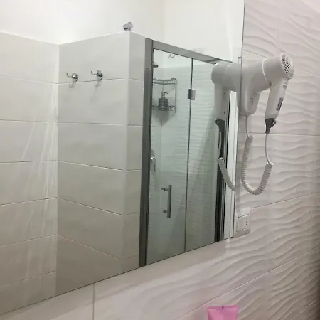 Temporary House De' Giudei *