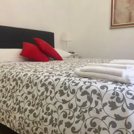 Temporary House De' Giudei Apartment