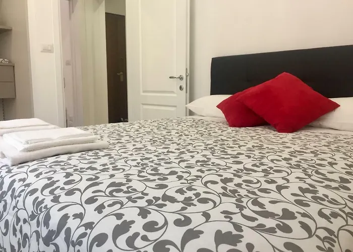 Temporary House De' Giudei *