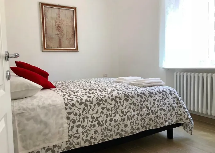 Temporary House De' Giudei Διαμέρισμα