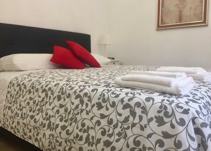 Temporary House De' Giudei Διαμέρισμα