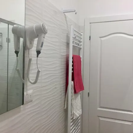 Temporary House De' Giudei Bologne