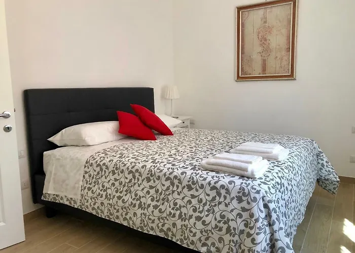 Temporary House De' Giudei * ボローニャ